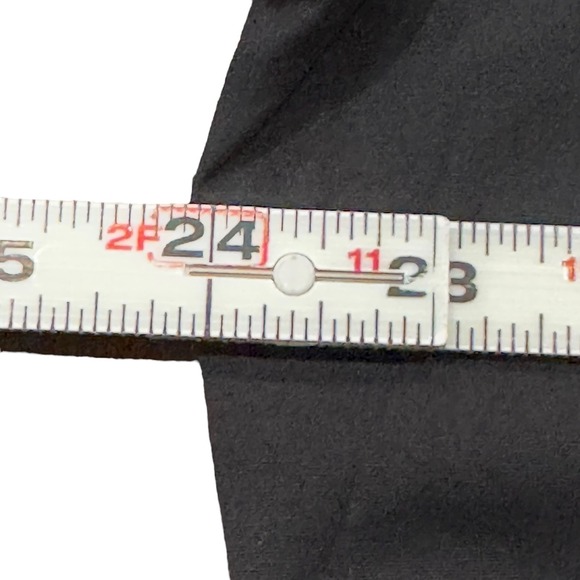 Lululemon Men's Move Hidden Button Down Shirt XL Black Minimal Sleek EUC - Picture 5 of 6